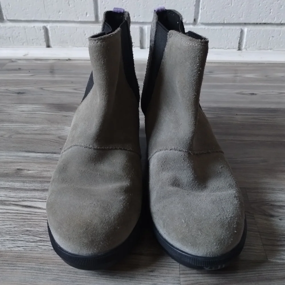 Sorel Joan of Arctic Chelsea Hidden Wedge Booties Girls Size 5